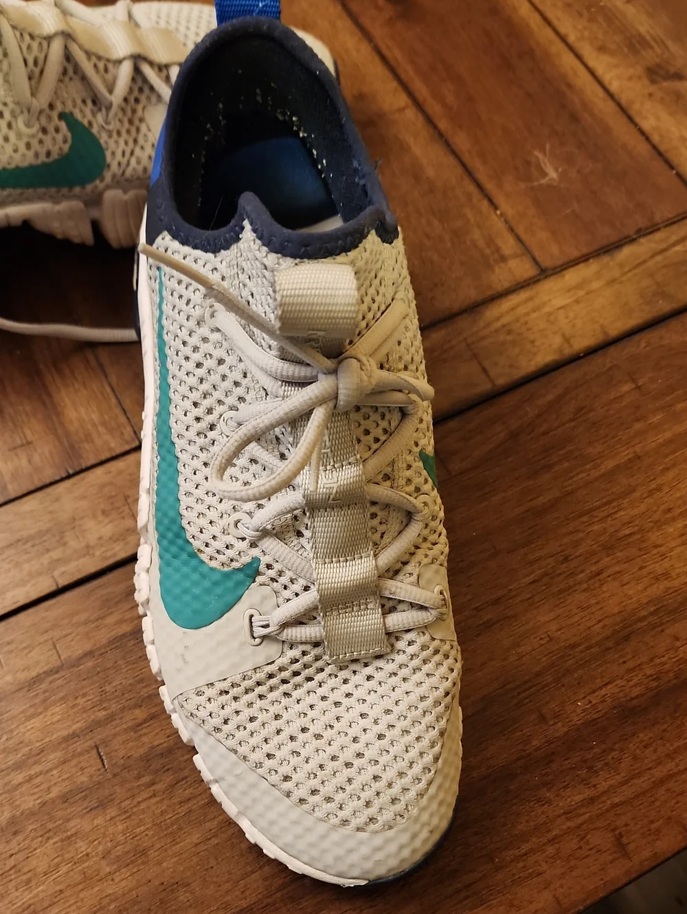 Nike lightweight knit